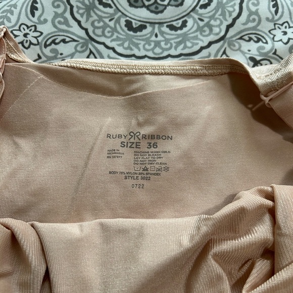 Ruby Ribbon Tank Cami Size 36, Pale - Picture 3 of 4